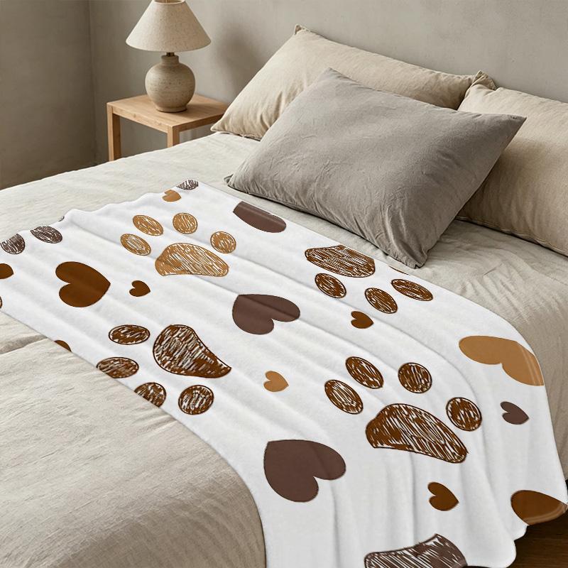 Soft Flannel Blanket with Heart & Paw Print – Skin-friendly, Cozy Warm for Home, Bedroom & Dorm, Halloween & Christmas