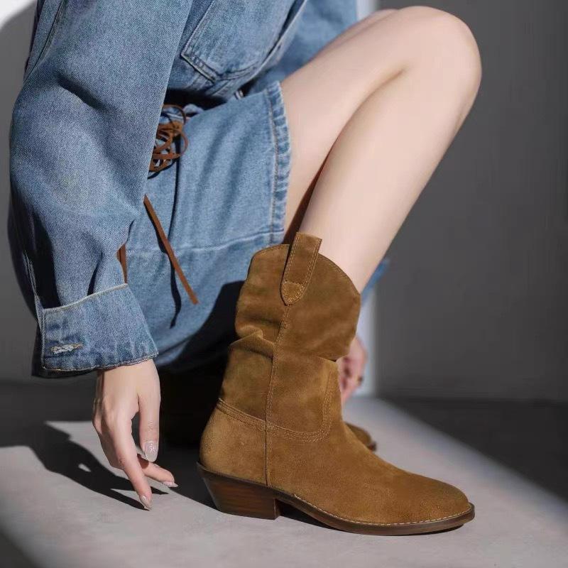 Retro Niche Western Cowboy Boots Medium Boots Pleated Piled Boots Women's 2025 New Autumn and Winter Thick Heel Short Boots