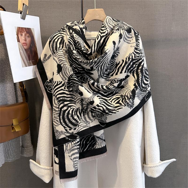 Travel Poncho Warm Cashmere Scarf Women  Luxury Thick Blanket Winter Bufanda Shawl Print New Wraps Pashmina Female Stoles