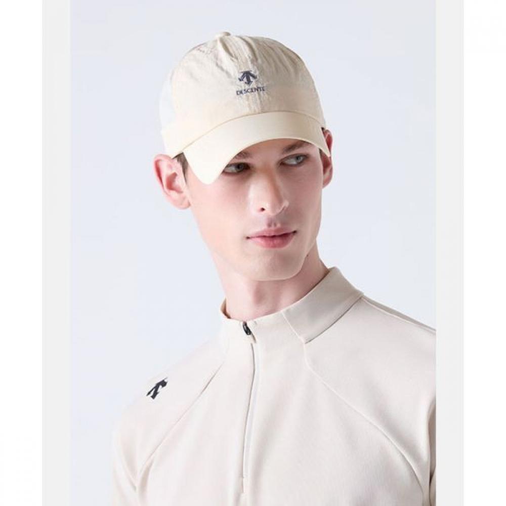 

Descente Nylon Ball Cap Ivory IVY0IVORY/ML