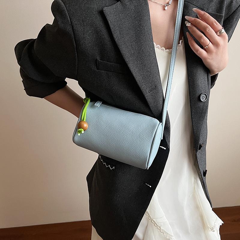 Fashion Casual Handbag Women's New Versatile Shoulder Bag Commuter Messenger Bag