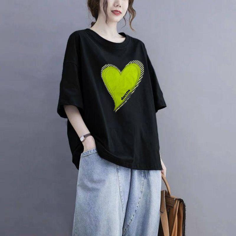 150kg Plus Size Korean Style Women's Short-Sleeve T-Shirt, Heart-Shaped Design, Loose Fit, Slimming Top, Cover-Up Shirt for Women