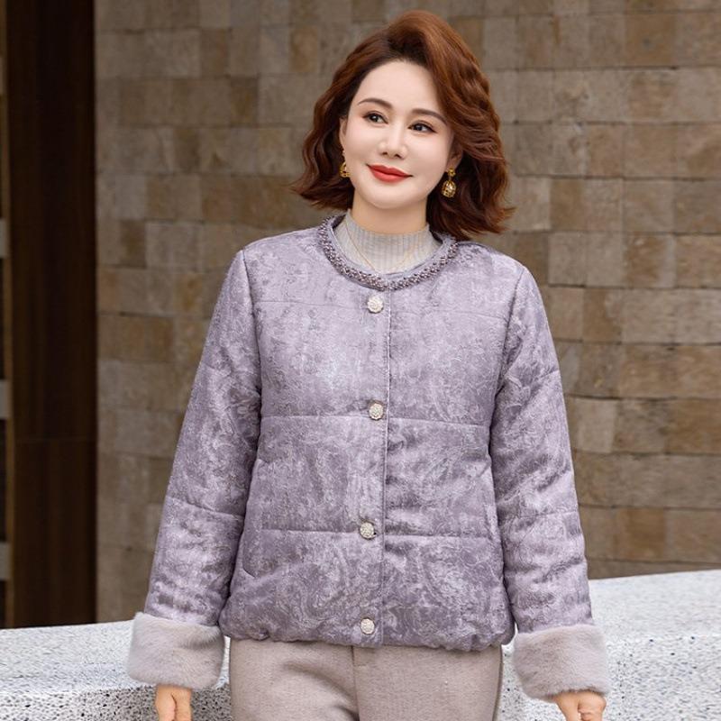 Women's Premium Chinese Cotton-padded Clothes, Winter New Cotton-padded Jackets, Fleece Warm Jackets, and Cotton-padded Clothes.