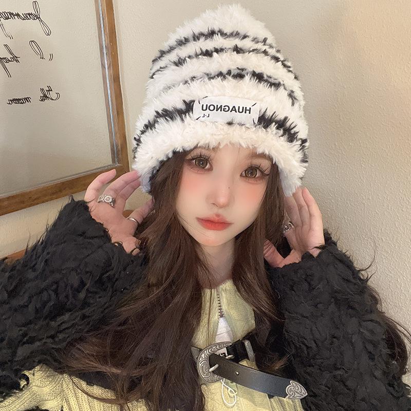 New Autumn and Winter Bear Plush Ear Protection Knitted Hat Korean Version of Versatile Warm Face-showing Small Wool Hat