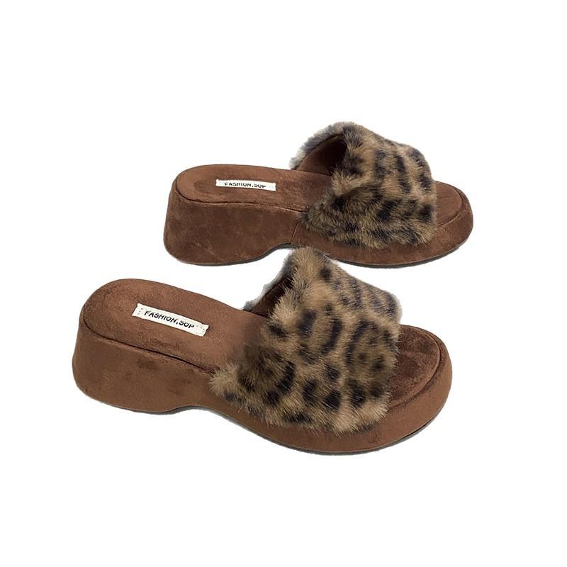 Thick-soled Fluffy Slippers Outside Women's Shoes, New Retro Niche Leopard Print One-word Drag Women In Autumn and Winter 2025