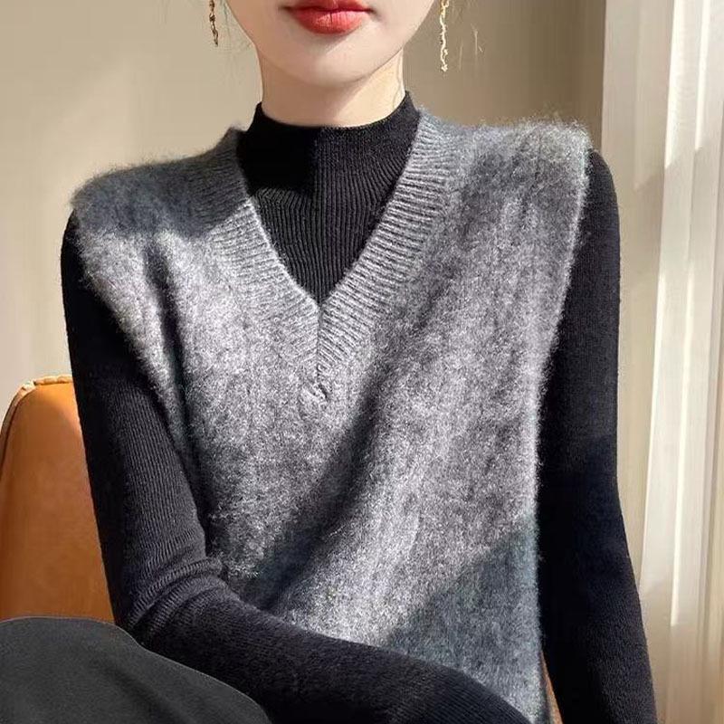2025 Women's Early Winter V-Neck Cable Knit Sleeveless Wool Vest with Shoulder Pads
