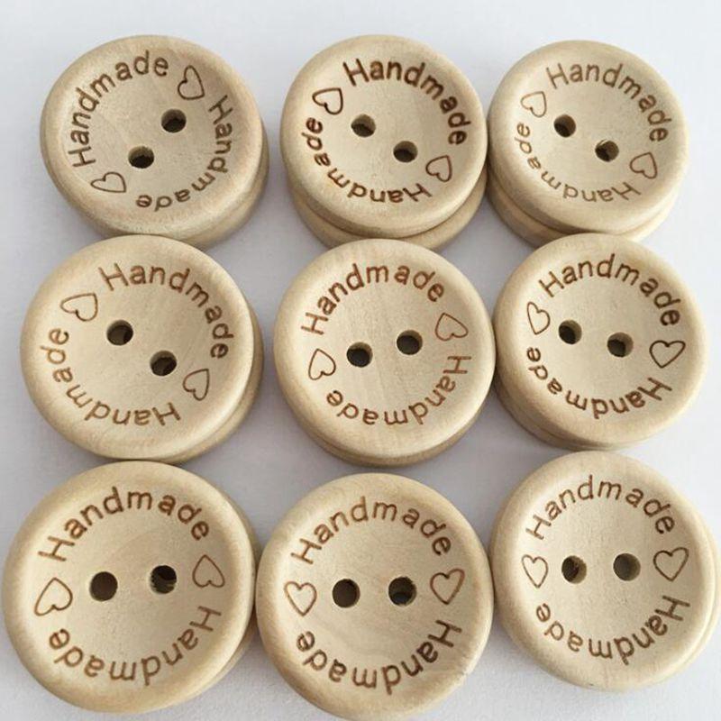 100 pezzi 15/20/25 mm intagliati fatti a mano con amore Bottoni in Legno Dorso Piatto 2 Fori Bottone di Legno Strumenti per Cucire Fai da Te Scrapbooking Artigianato