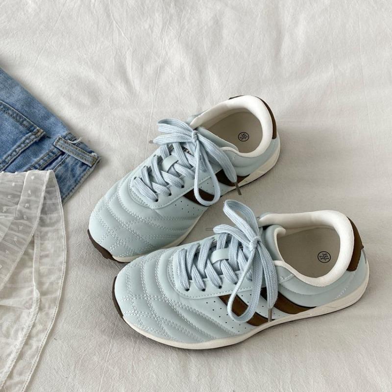 Autumn Retro Women's New Soft-soled Versatile Little White Shoes Student Leisure Sports Low-top Board Shoes