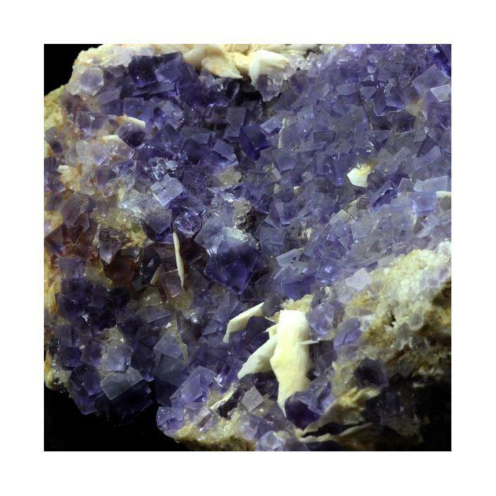 Pierres et Minéraux. Fluorite + Baryte + Quartz. 5407.0 ct. La Cabaña, Berbes, Asturias, Espagne.