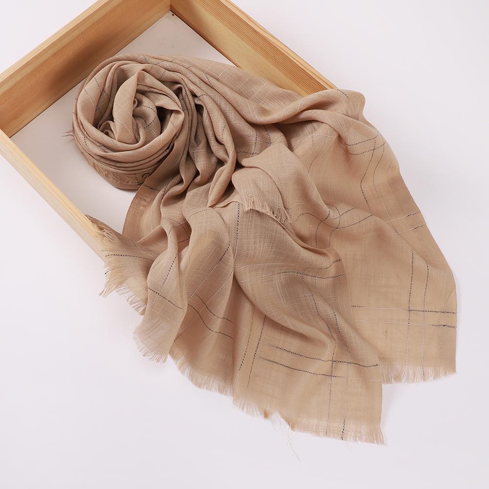 High Quality Lattice Cotton Hijab Pashmina Shawl With Tassel Light Weight Plain Scarf Hijab Muslim Women Shawl Big Size