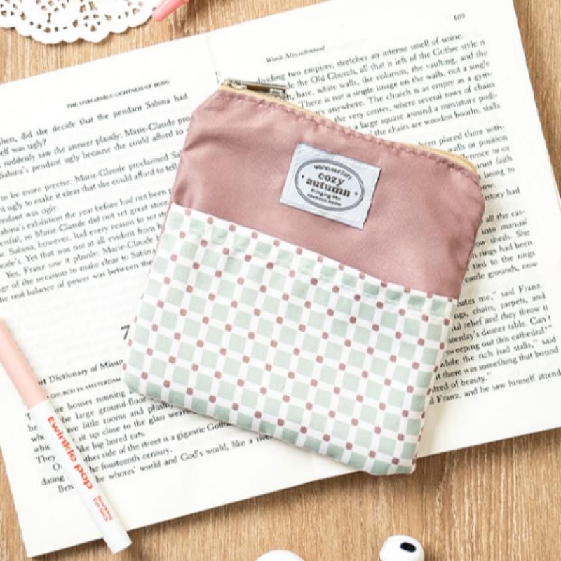 Daiso Cosy Term Front Pocket Pouch Mint