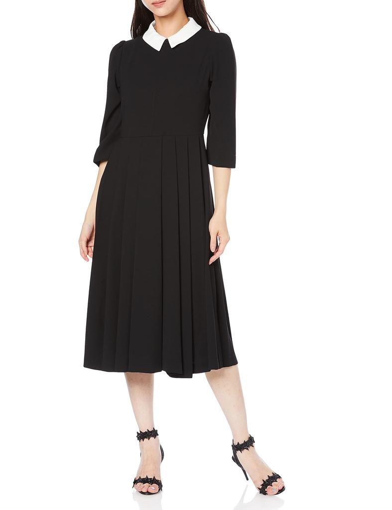 Vestido plissado com gola