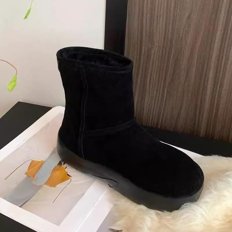 Leather Snow Boots Women's New Winter Velvet Lamb Wool Cotton Shoes Medium Tube Thick-soled Versatile Martin Boots