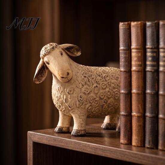 Rustic Home Decor Sheep Figurine, Farmhouse Resin Lamb Statue, Vintage Country Style Tabletop Statues Decor, Cute Sculpture for Living Room