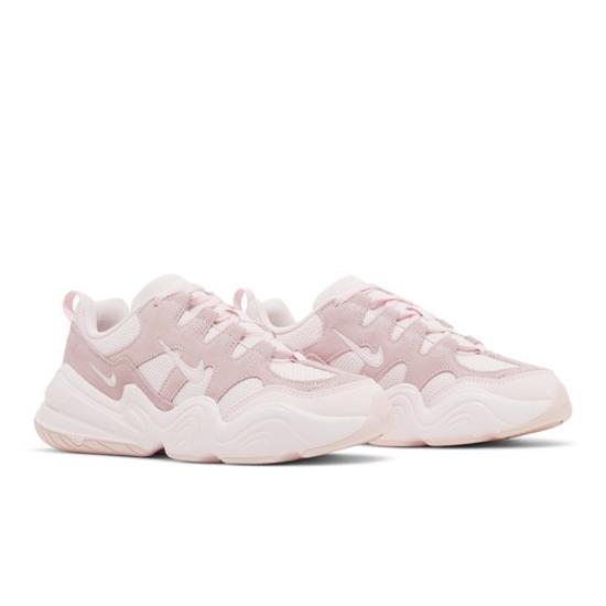 

Nike Wmns Tech Hera Pearl Pink DR9761-600 EU 40 перлинний/рожевий