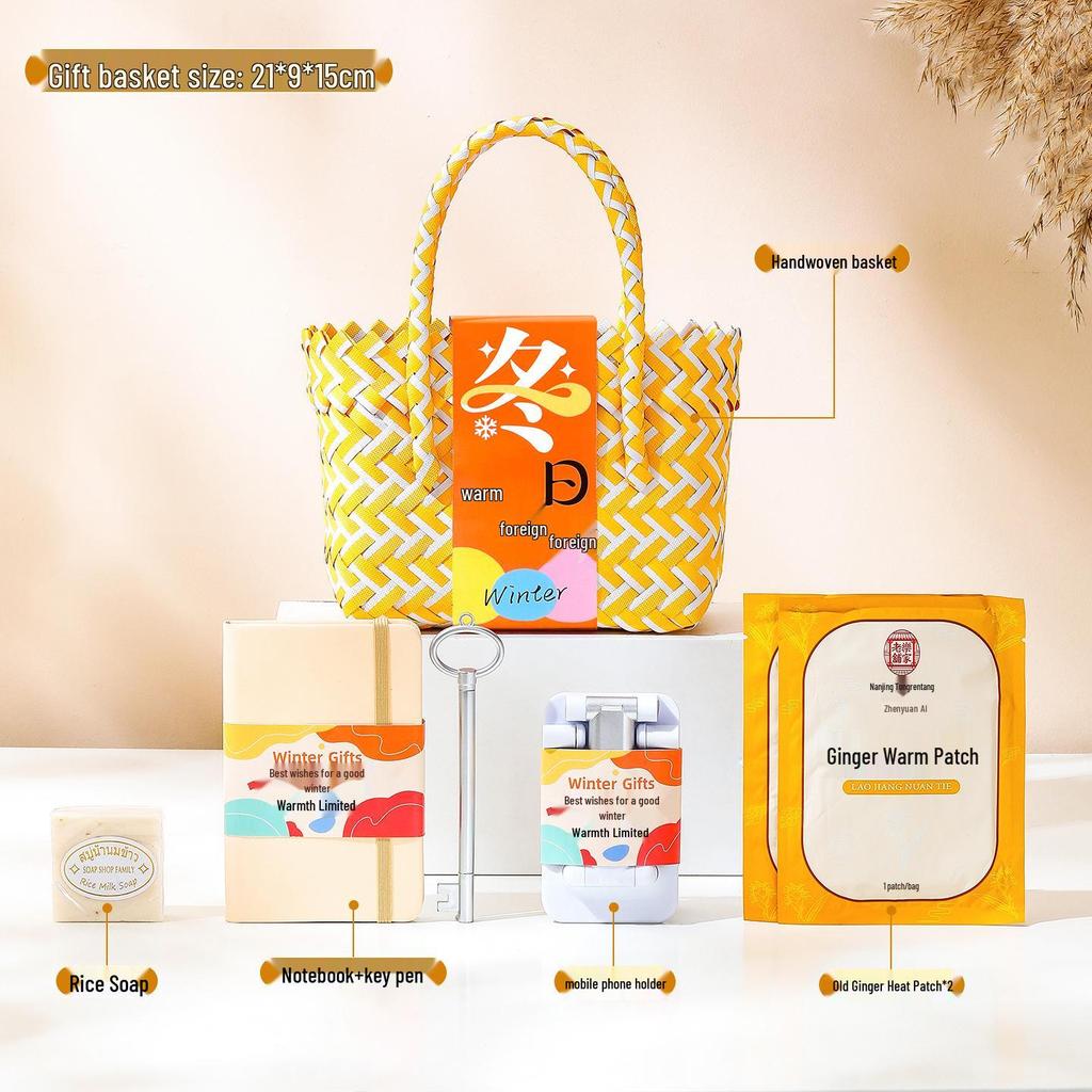 High-End Winter Souvenir: Luxury Corporate Gift for Clients & Employees