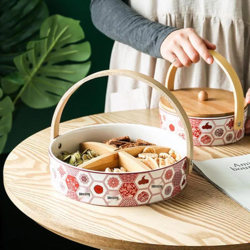 

Ru Han Ceramic Divided Snack Tray with Lid