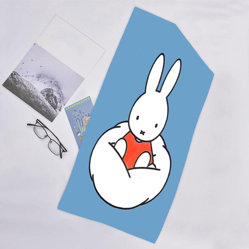 1pc Miffy4 Beach Towel, Beach and Seaside Swimming Pool Equipment, Fashion Pattern, Rectangular, Travel Essentials
