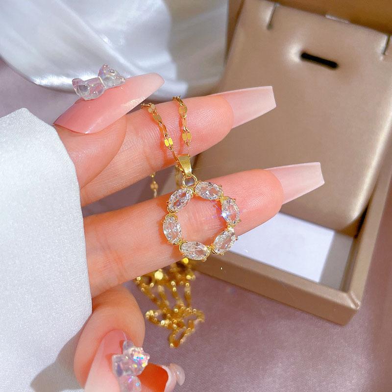 Simple Temperament Zircon Light Luxury Ring Clavicle Chain Small Retro Necklace Women