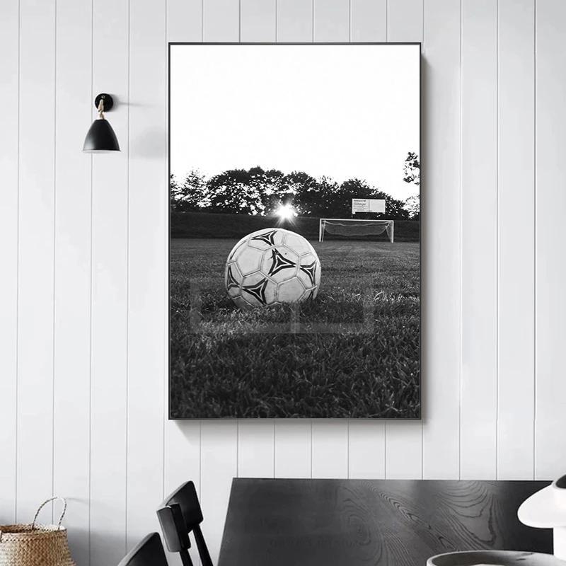 Black and White Soccer Ball Print Sports Poster Teen Boy Wall Art Canvas Pictures Home Soccer Sports Fan Games Room Modern Decor