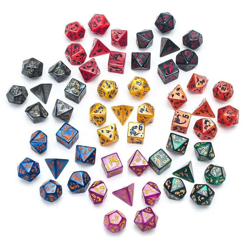 Dinosaurier Gravierte Würfel 7er Set Transparent Klar Nummerierte Würfel für Tabletop RPG Brettspiel Heimtreffen
