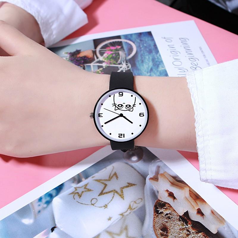 Ultra-Thin Candy-Colored Silicone Watch Dial For Girls, Junior High School Students, Simple And Versatile Jelly Strap