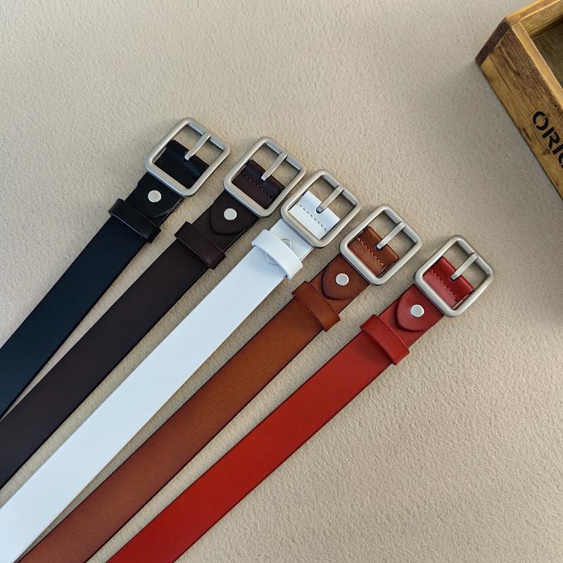 Vintage Leather Waist Belt For Women With Durable Alloy Closure