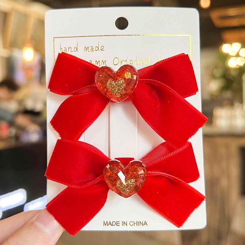 

Velvet Red Bow Hair Clip - Heart Design for Women & Kids