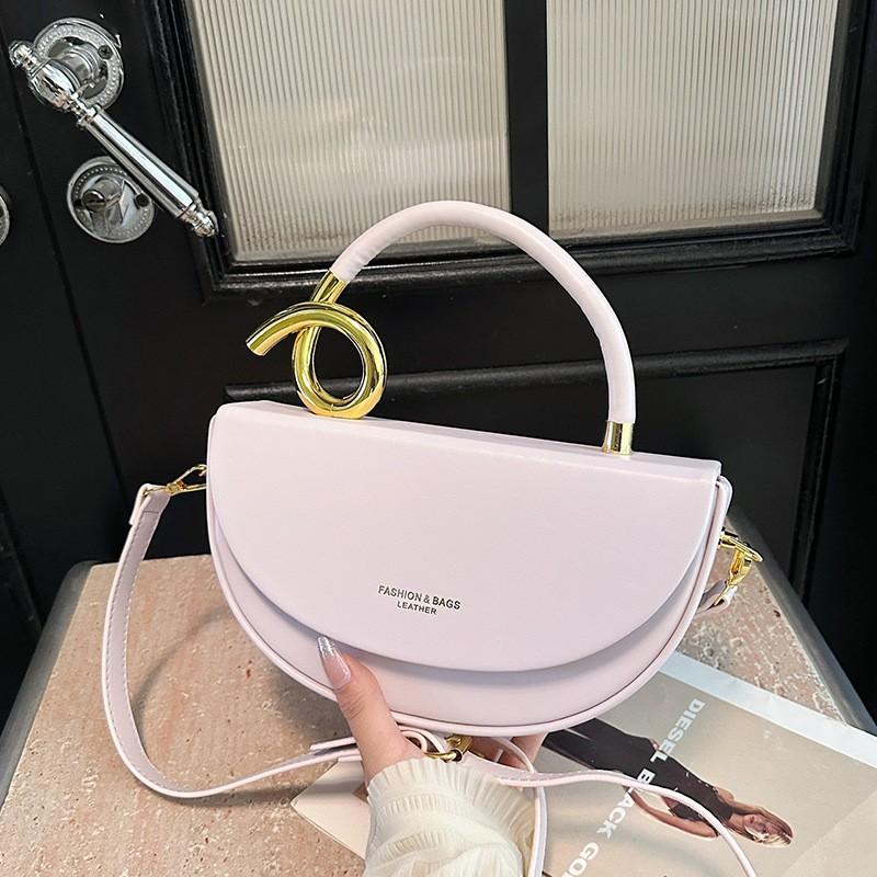 2025 New Fashionable Retro Semi-round Saddle Bag Texture Work Commuter One-shoulder Handbag Female