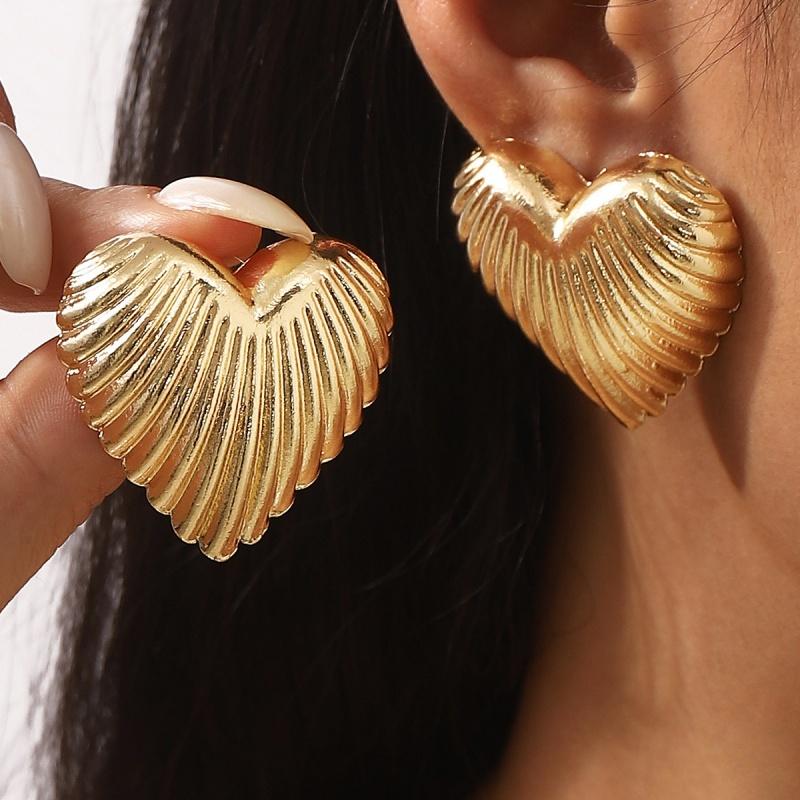 Gold Silver Color Exaggerated Large Love Earrings Fashion Retro Striped Texture Heart Stud Earrings Jewelry Gift for Women Girls
