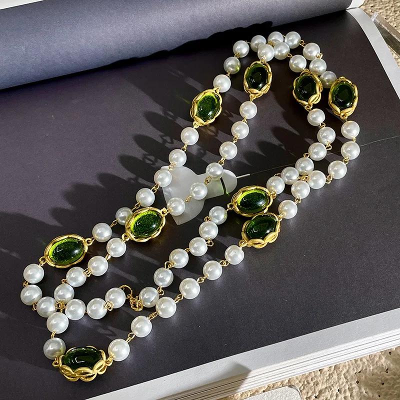 Simulation Pearls Necklace for Women Winter Sweater Chain Palace Style Vintage Jewelry Collar