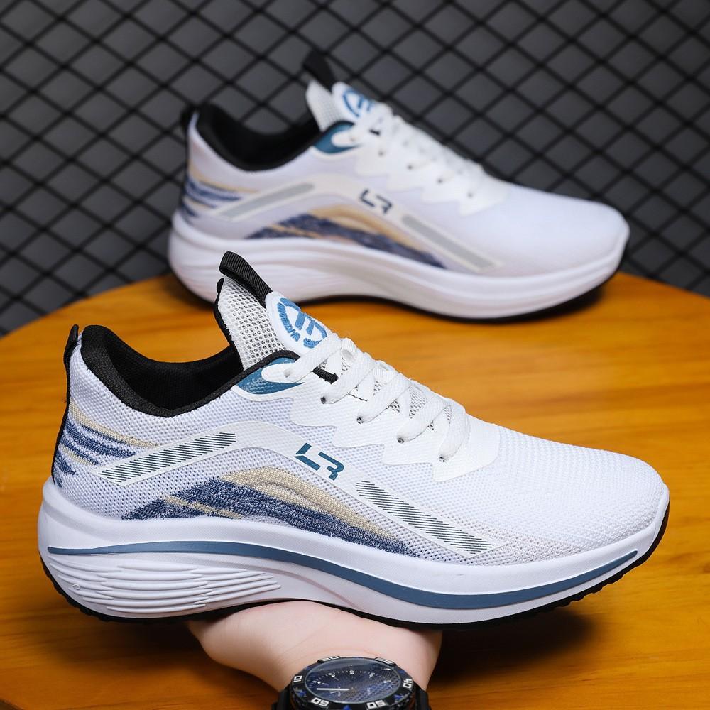 

Summer sports shoes men s 2025 new student running shoes casual fashion versatile mesh breathable sports shoes 44