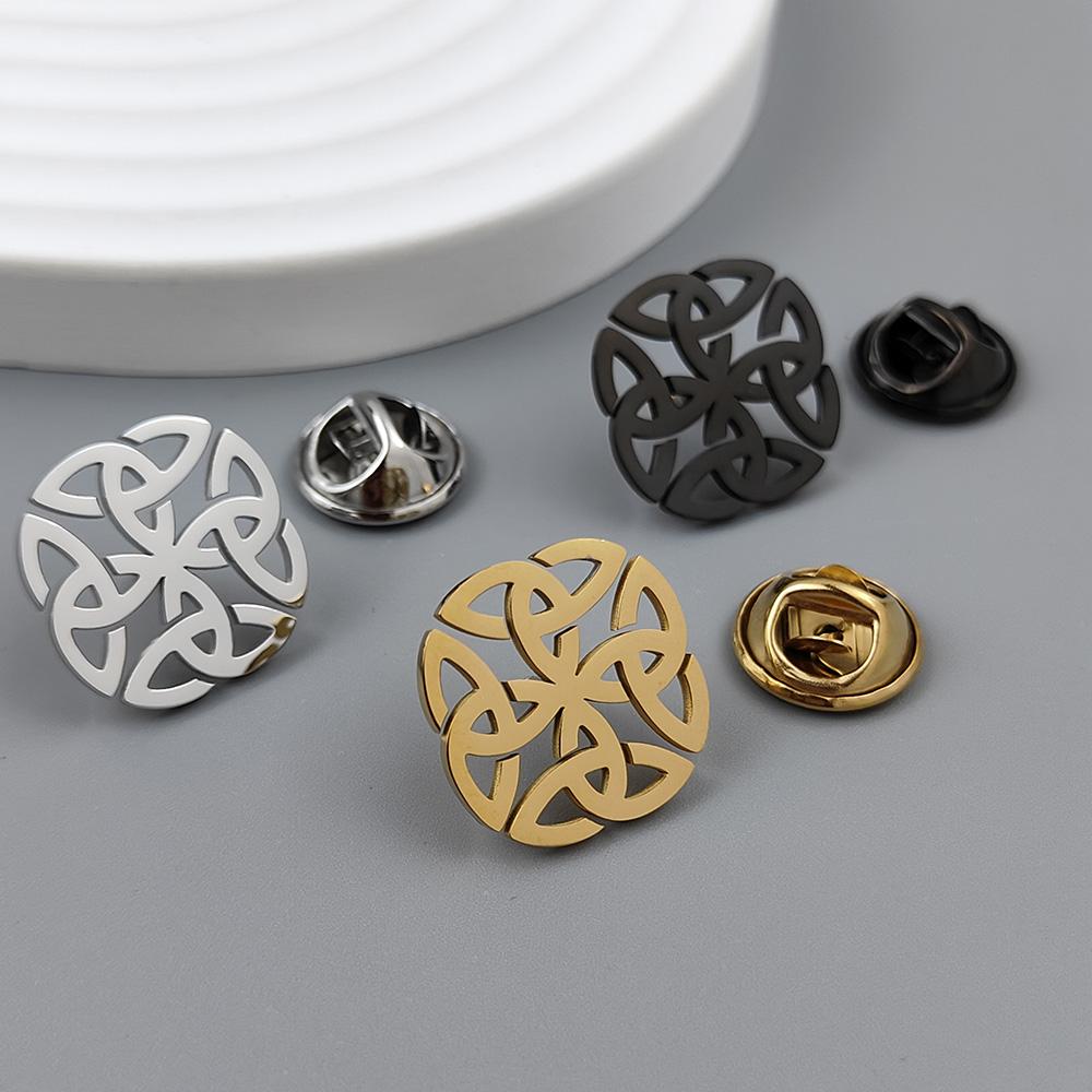 Insignă rotundă cu nod celtic placată cu aur, ac de rever pentru costum, oțel inoxidabil negru, buton anti-călcare pentru femei, broșă pentru bărbați