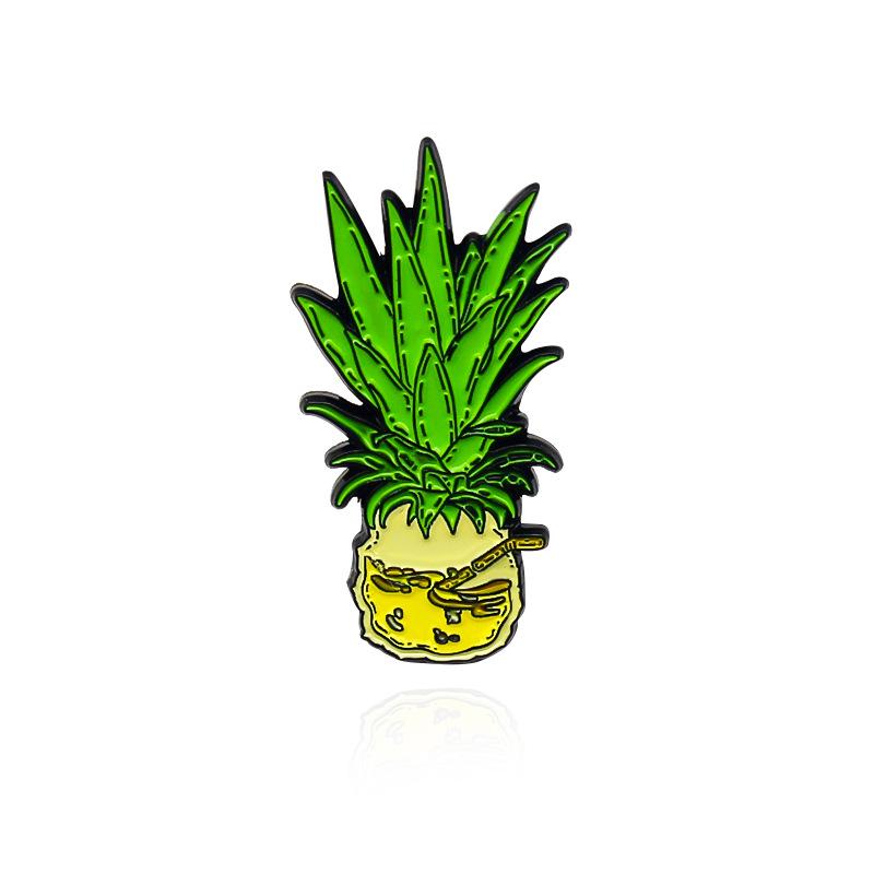 Strawberry Pineapple Carrot Little White Rabbit Cartoon Brooch Fashion Accessory
