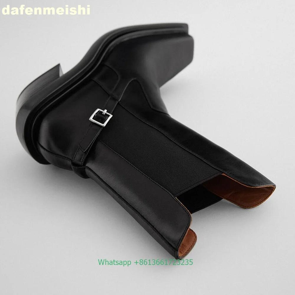 2025 Neue Cowboy-Stiefel mit quadratischer Spitze und hohen Absätzen, kurze Stiefel aus schwarzem/weißem Leder, Chelsea-Boots, Motorradstiefel aus echtem Leder