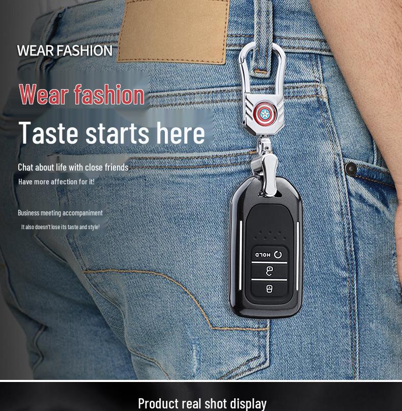 Lynk & Co Modische Schlüsselhülle: Stilvolle Autoschlüsseltasche mit Schnallendesign zur Schlüsselmodifikation und personalisierten Dekoration