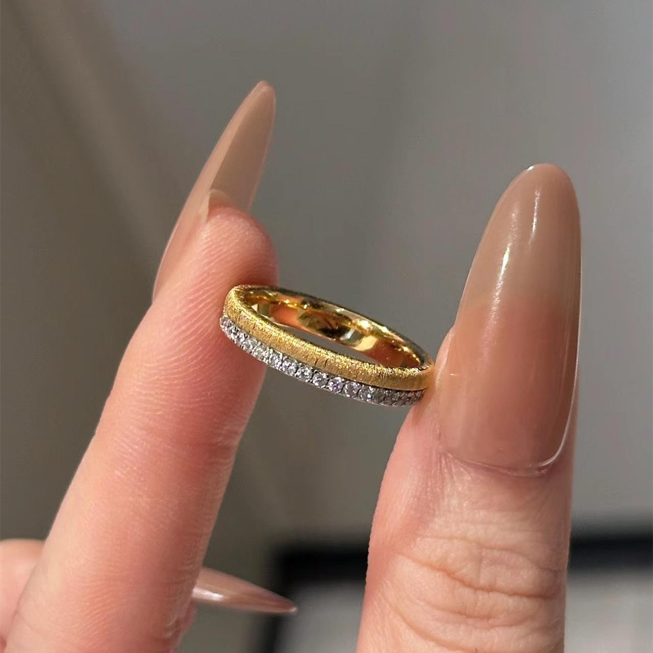 

Ретро Светлые Роскошные Матовые Шлифованные Кольца Однорядные Алмазные Женские Круглые Изысканное Мастерство Парный Стиль Кольцо на Палец Тонкое Ювелирное Изделие Винтажные Кольца 7