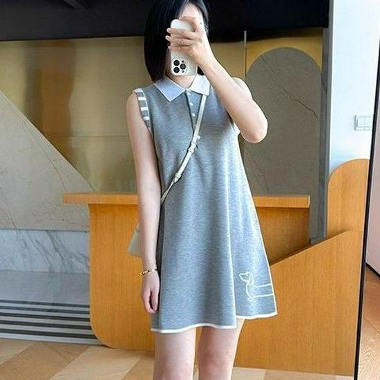 

Summer Embroidered Puppy Sleeveless Polo Dress One Size 80-120kg серый