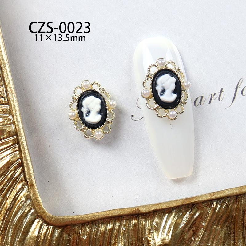 Baroque Retro Style Nail Art: Pearl Alloy Gold & Silver Ornaments