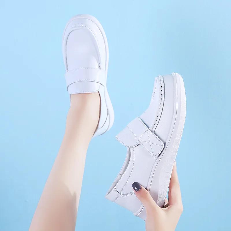 Fashion Hot Selling Nurse White Women's Spring 2025 New Thick-soled Soft Leather Single Shoes Casual Flats Bottom Comfortable Loafers