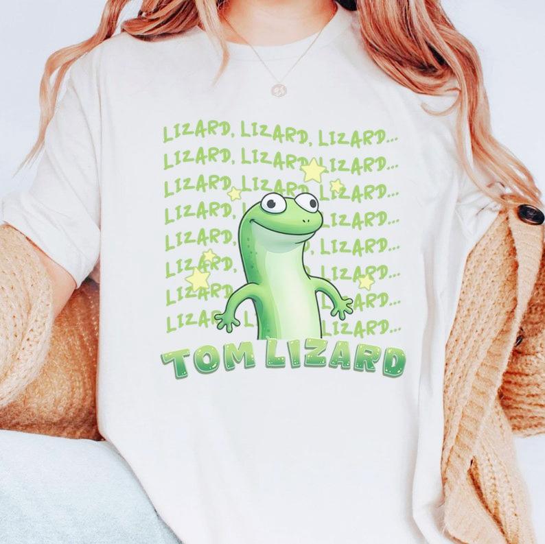 Funny Tom Lizard Y2k Repeated Text Reptile Tee Chaotic Energy Gecko Top Funny Meme Y2k Tshirt Men Women Streetwear Tee Tops
