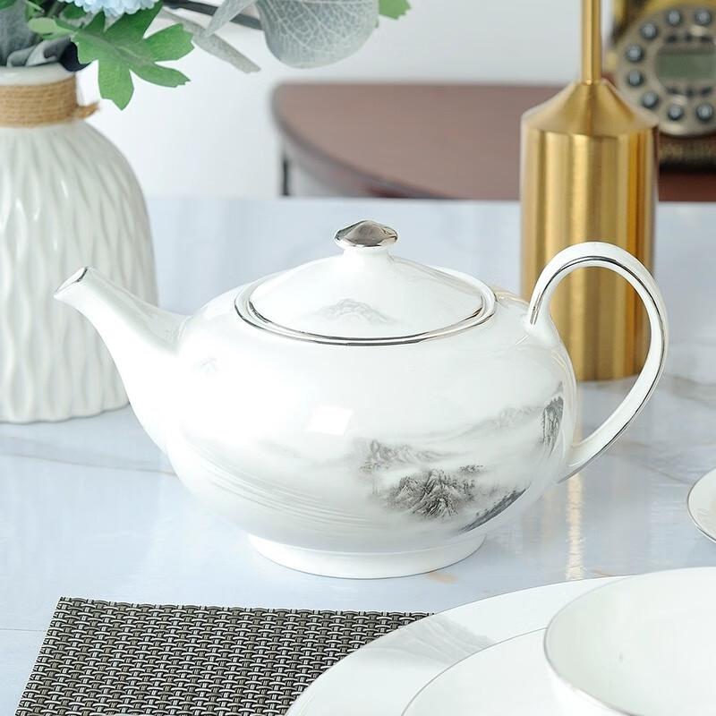 Chinese Ceramic Tableware Set