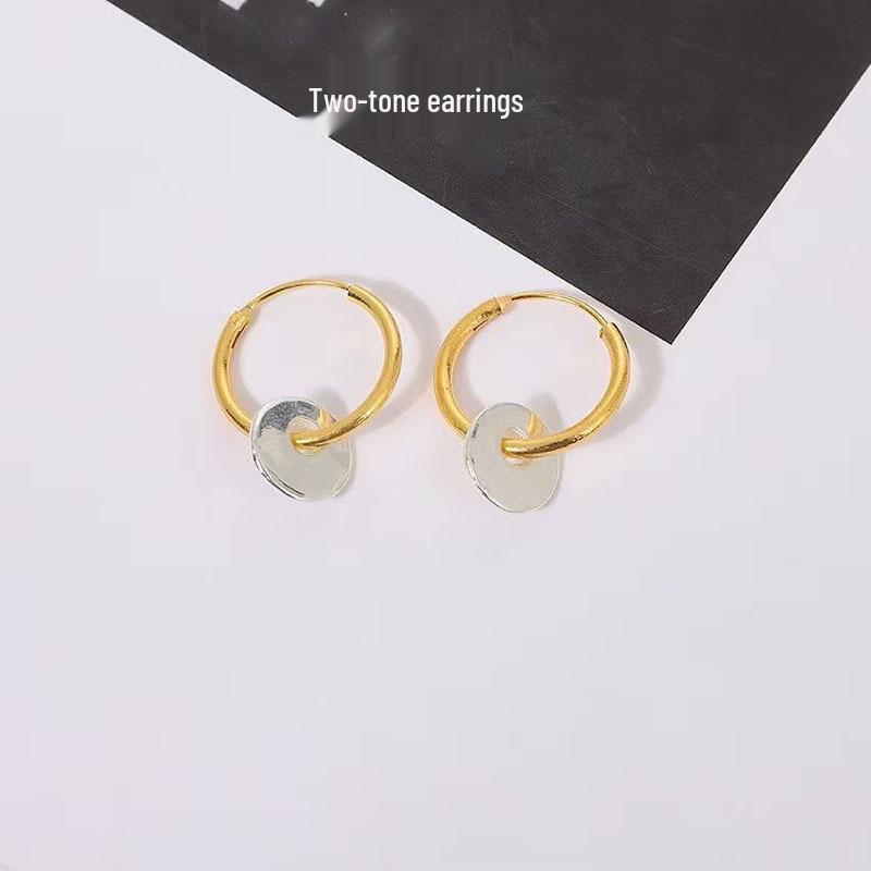 Retro Chic European & American Ear Cuffs: Women's Elegant Simple Stud Earrings