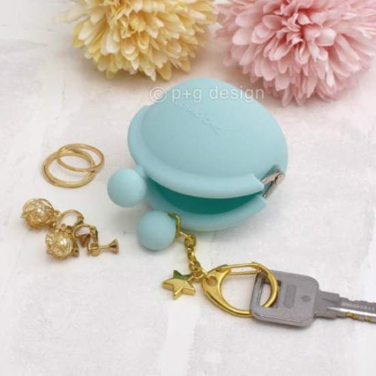 design Fuwari POCHI BABY Grape x x P+g Keychain, Purple, Size W6.0 H6.2 D3.85 (PG-34401)