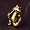 Brass Frog Statue Antique Zen Desk Decor Fortune Feng Shui Ornament Figurine for Meditation GiftStress Relief Decor
