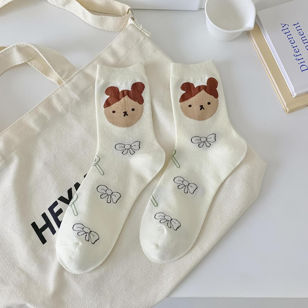 White Graffiti Socks For Women, Personality Fashion Mid-Leg Socks, Thin Cotton Socks, Trendy Cartoon College Style