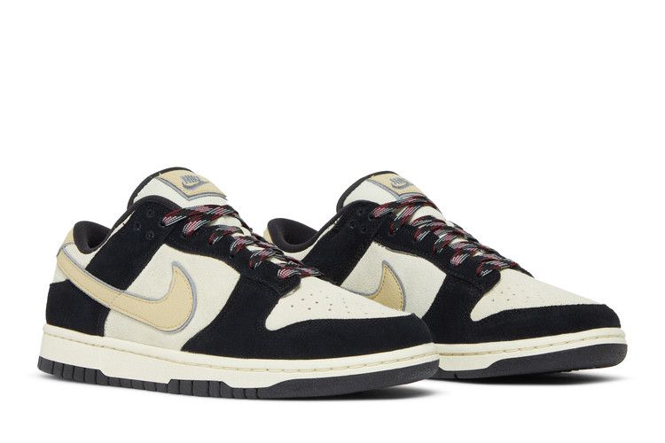 Nike Wmns Dunk Low LX 'Black Suede'