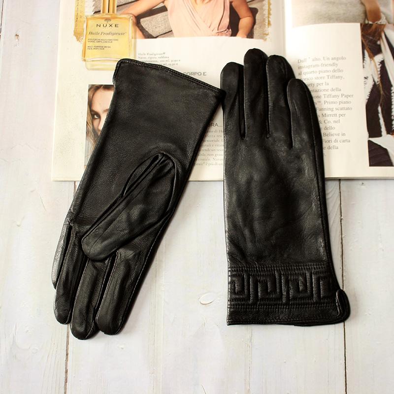 Leather Gloves Female Metal Button Style Velvet Lining Warm Autumn and Winter Free Shipping Sheepskin Gloves