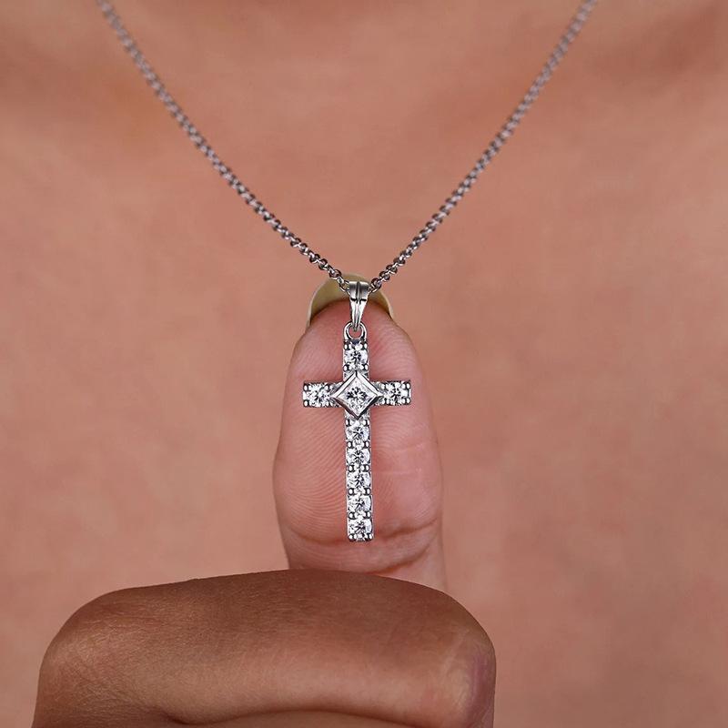 Cross Inlaid Zircon Necklace, Personalized Sweet And Cool Style Pendant Jewelry, Fashionable Temperament Is Shining And Exquisite