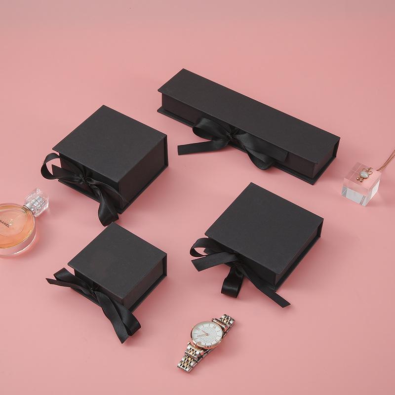 Luksusowe Pudełko Prezentowe na Biżuterię z Klapką i Wstążką na Naszyjnik, Kolczyki, Pierścionek i Zegarek z Wyższej Półki